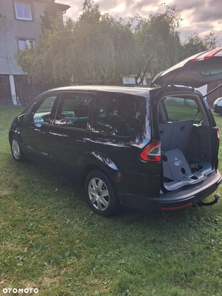 Ford Galaxy 1.8 TDCi Ambiente - 5