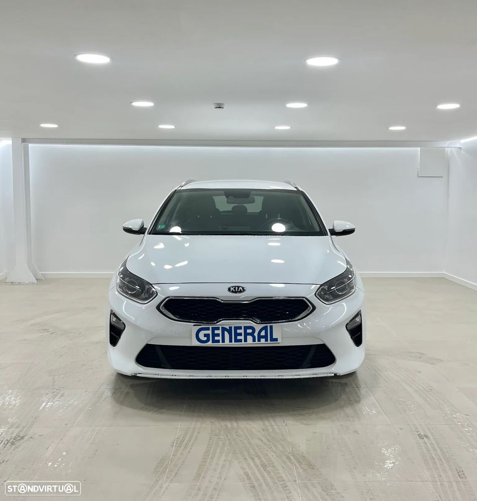 Kia Ceed SW 1.6 CRDi MHEV Dynamic - 3