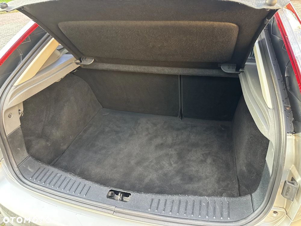 Ford Focus 1.6 Silver X - 36