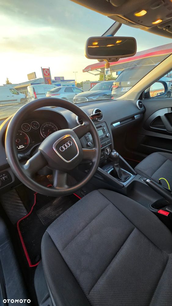 Audi A3 2009 photo 2