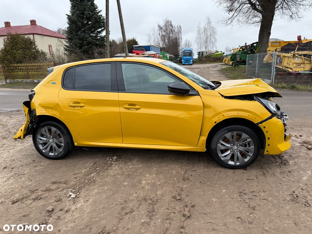 Peugeot 208 Elektromotor 136 Allure - 4