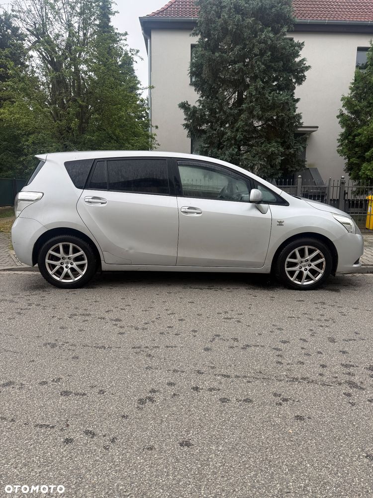 Toyota Verso 2009 photo 5