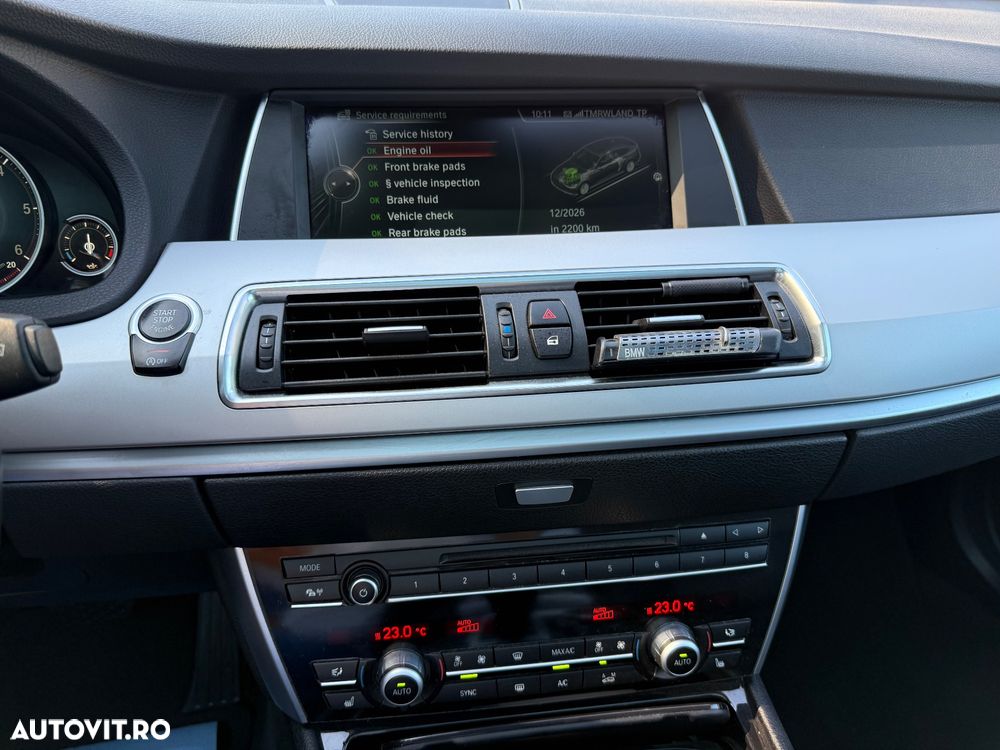 BMW Seria 5 530d xDrive - 16