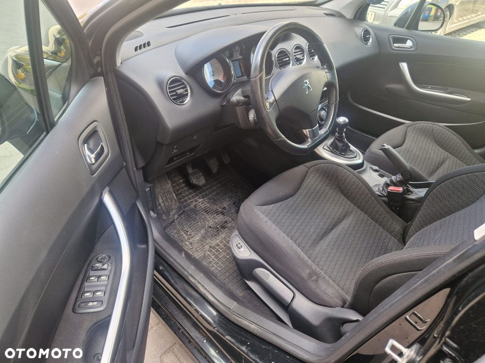 Peugeot 308 1.6 Premium - 24