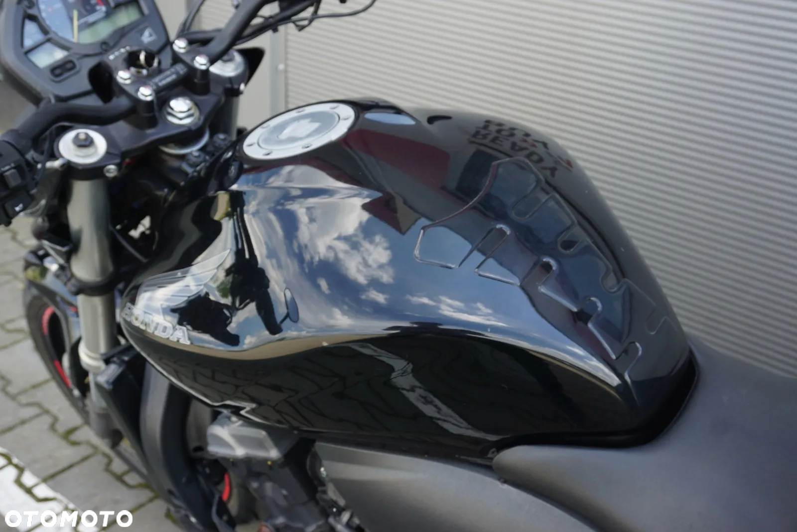 Honda Hornet - 14
