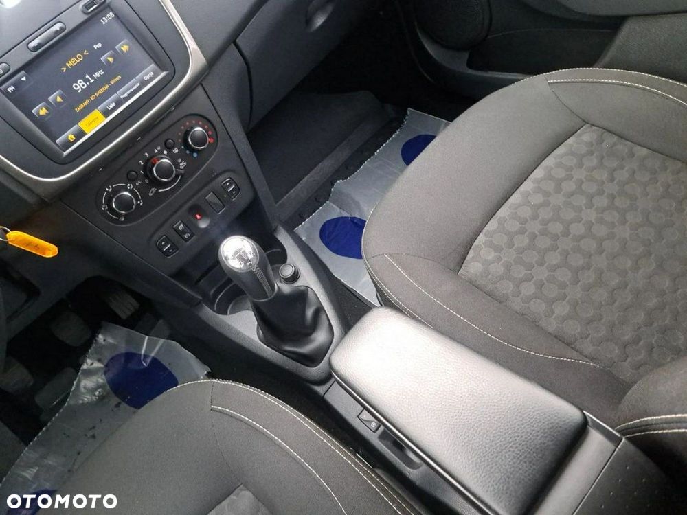 Dacia Sandero 0.9 TCe Laureate - 15