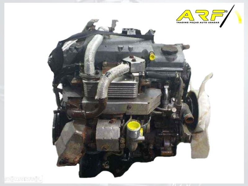 Motor MITSUBISHI PAJERO 2002 3.2DID  Ref: 4M41 BOMBA ELETRICA - 2