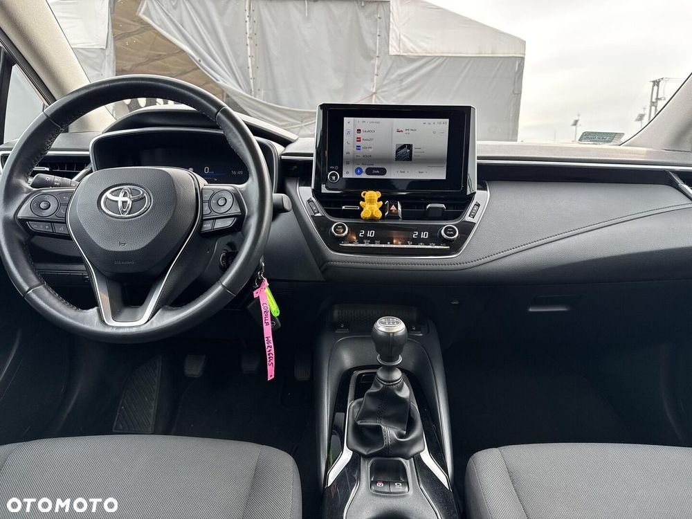 Toyota Corolla - 11
