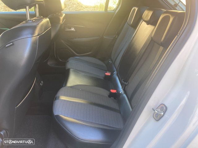 Peugeot e-208 Active Pack - 32