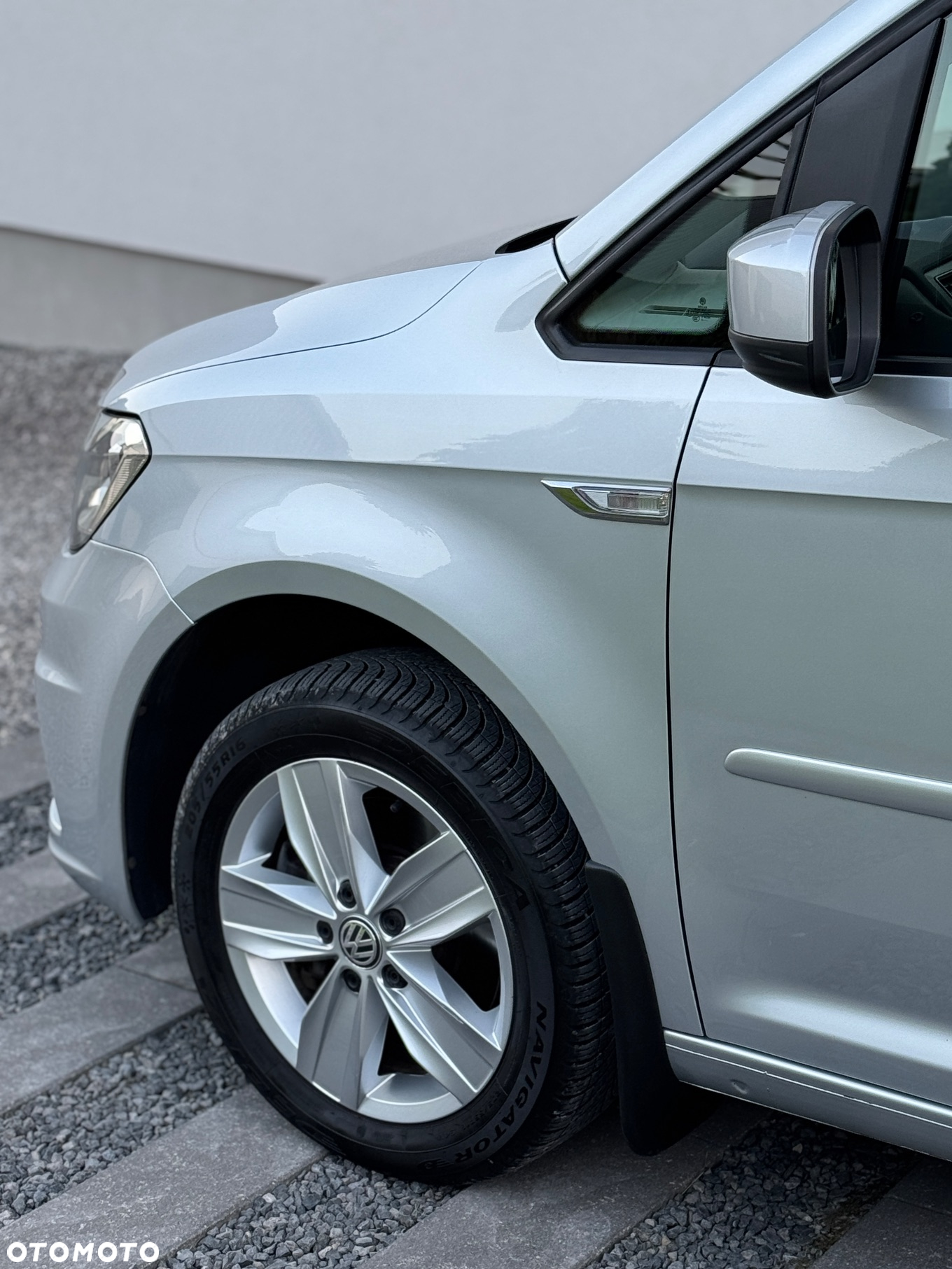 Volkswagen Caddy 2.0 TDI Comfortline - 12