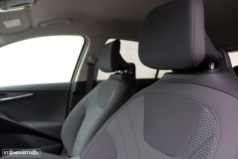 Kia Niro EV 64kWh Drive - 16