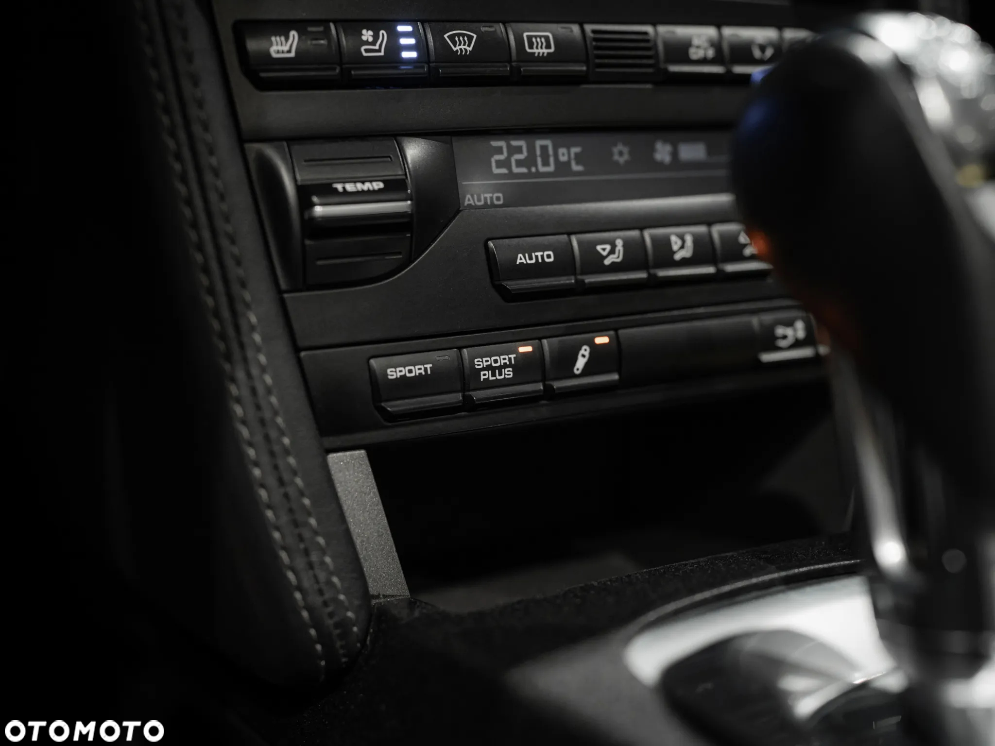 Porsche 911 Carrera 4S Cabriolet PDK - 35