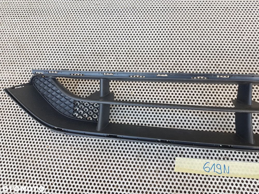 Mercedes W177 A AMG LIFT Kratka Zderzaka Środkowa Przód - 2