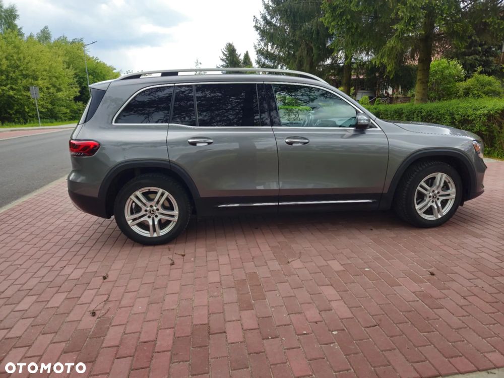 Mercedes-Benz GLB - 8