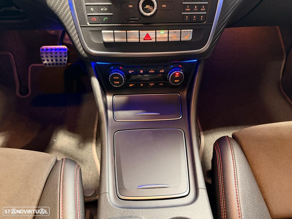 Mercedes-Benz A 180 d 7G-DCT AMG Line - 17