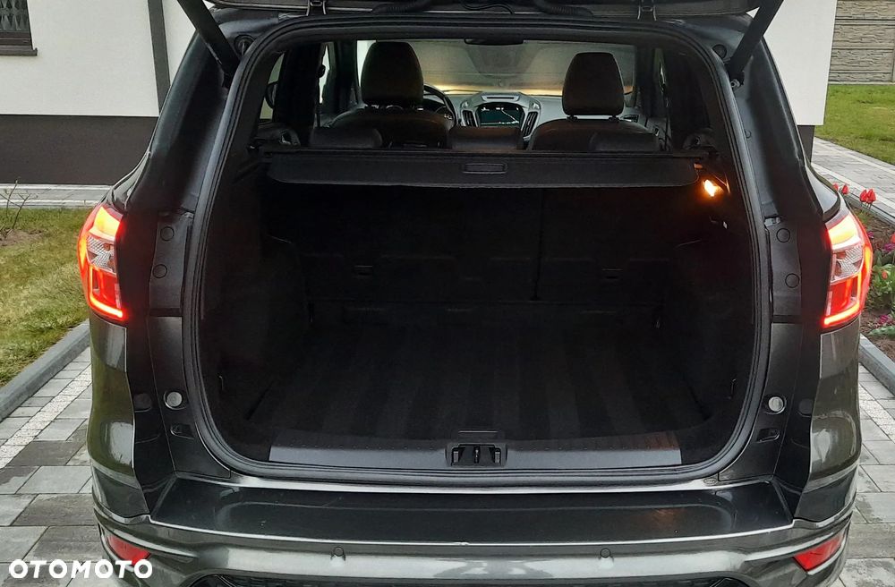 Ford Kuga 2.0 TDCi AWD ST-Line Black - 24