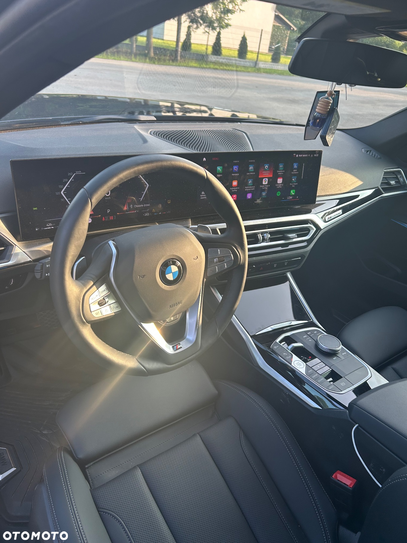 BMW Seria 3 330i Touring M Sport - 26