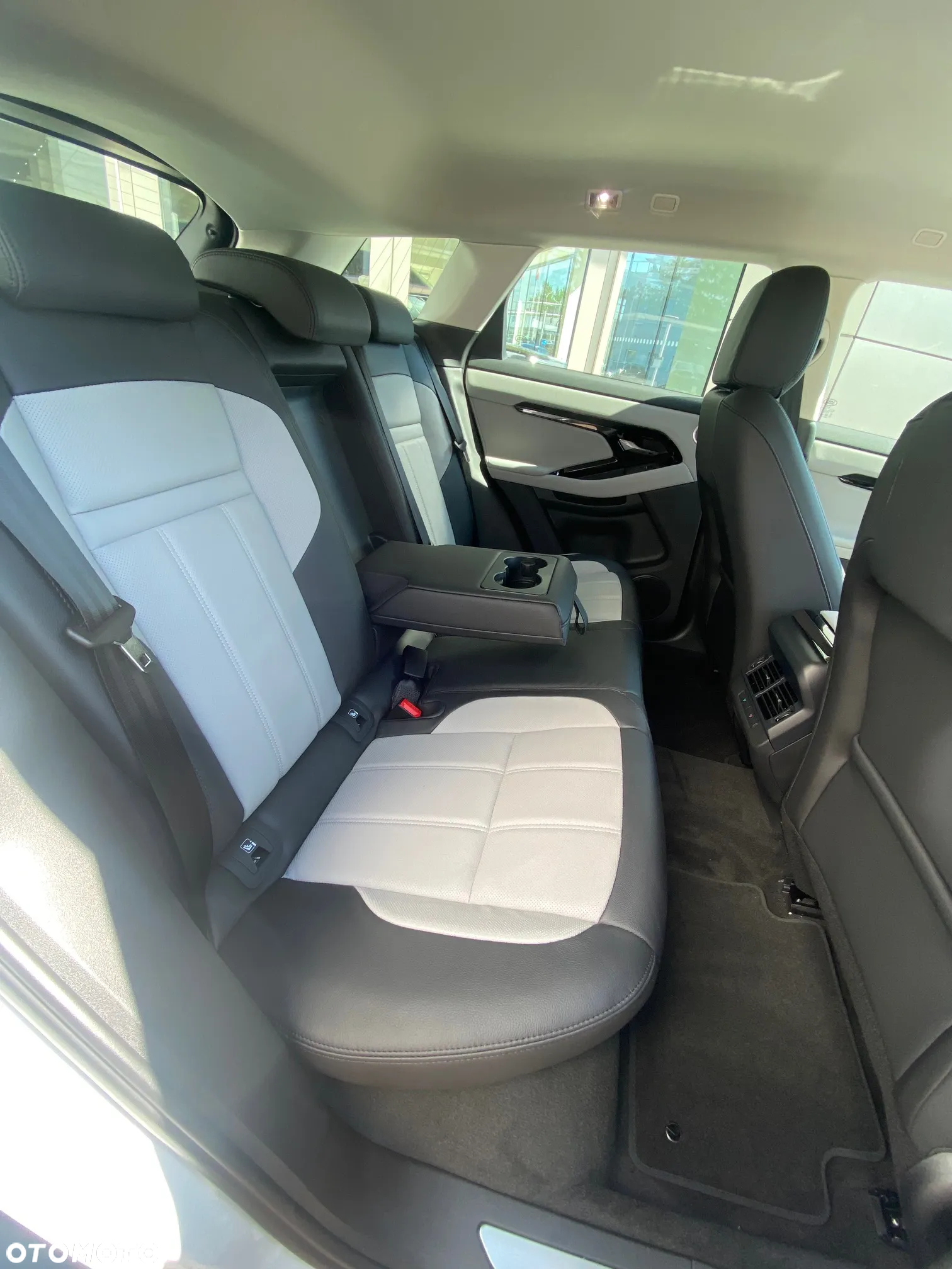 Land Rover Range Rover Evoque 1.5 P160 mHEV Dynamic SE - 11