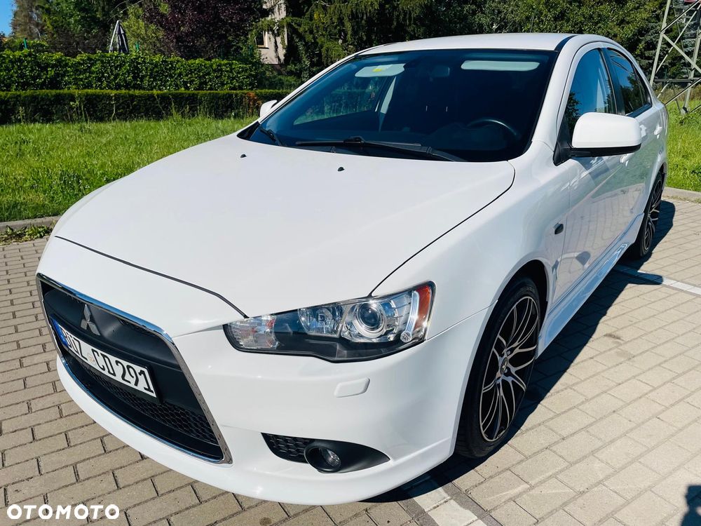 Mitsubishi Lancer 1.6 ClearTec Invite - 1