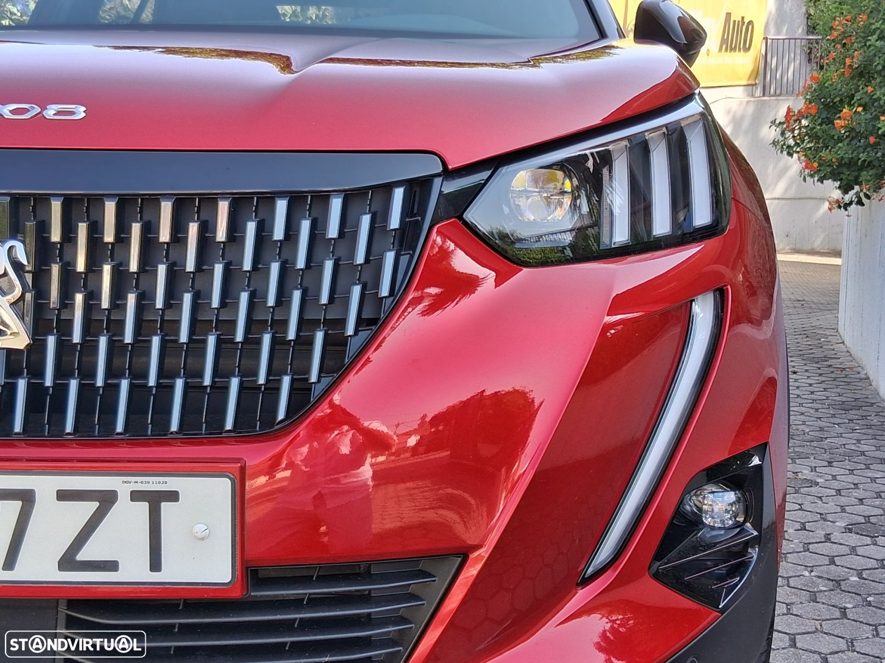 Peugeot 2008 1.2 PureTech GT Line EAT8 - 11