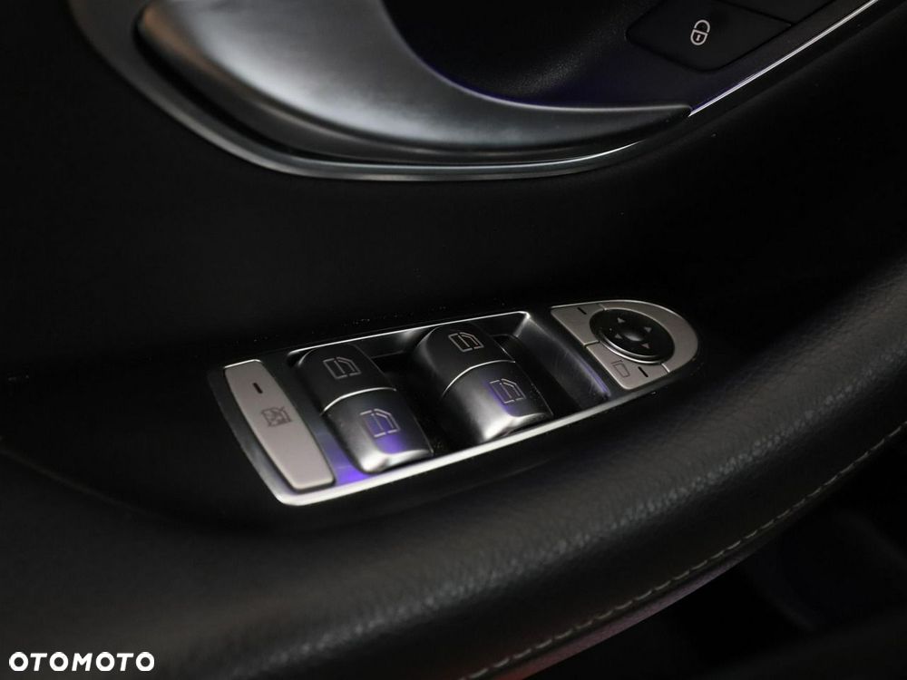 Mercedes-Benz Klasa E 300 de 9G-TRONIC AMG Line - 39