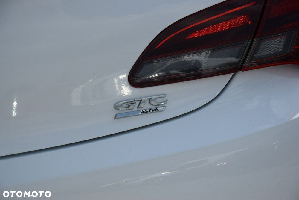Opel Astra 1.4 Turbo Innovation - 15