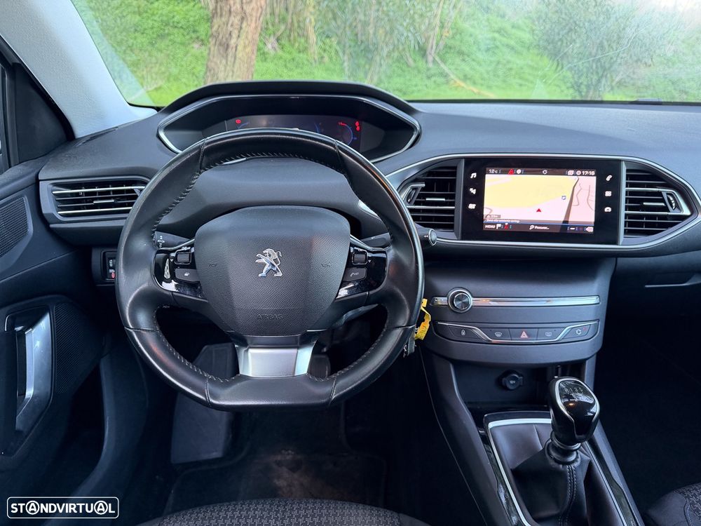 Peugeot 308 SW 1.5 BlueHDi Style - 22