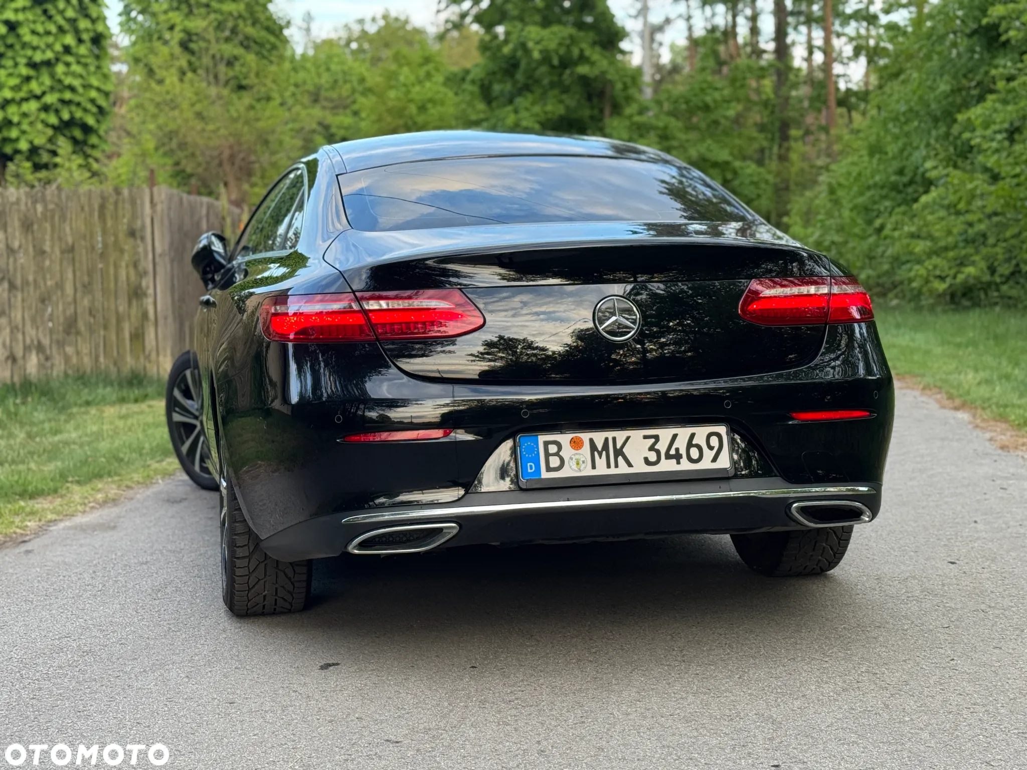 Mercedes-Benz Klasa E 220 d Coupe 9G-TRONIC - 20