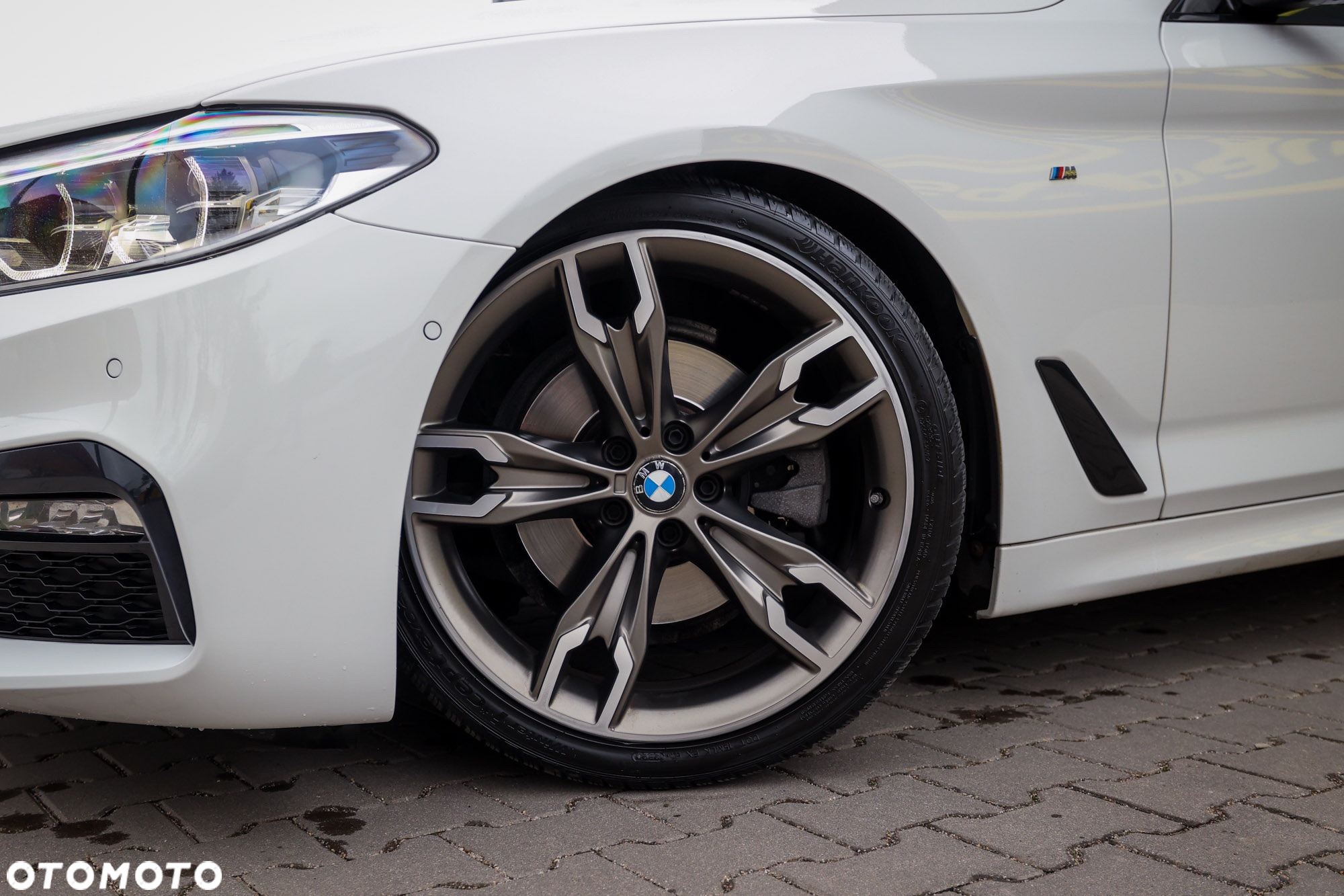 BMW Seria 5 520d Touring M Sport Edition - 2