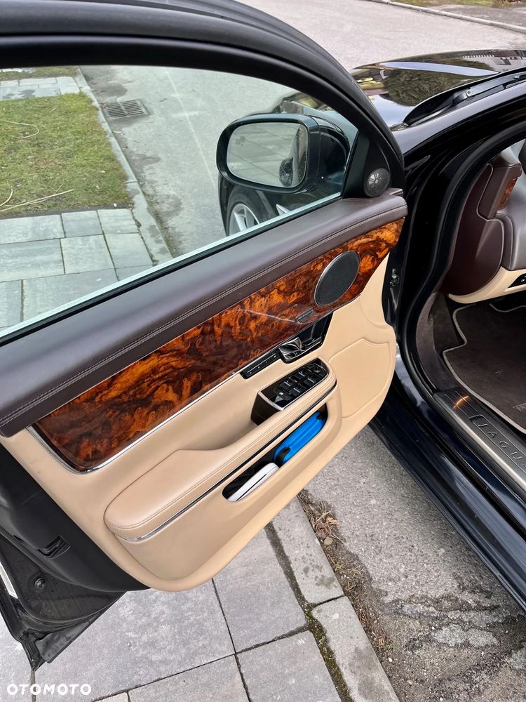 Jaguar XJ 3.0 V6 Kompressor Luxury - 17