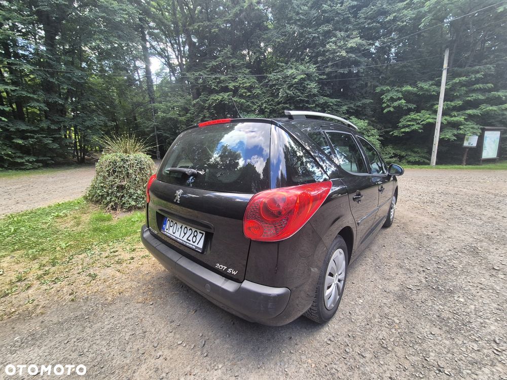 Peugeot 207 - 4