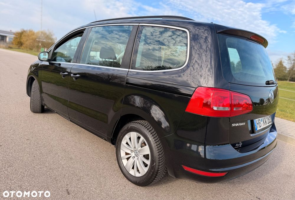 Volkswagen Sharan 2012 photo 4