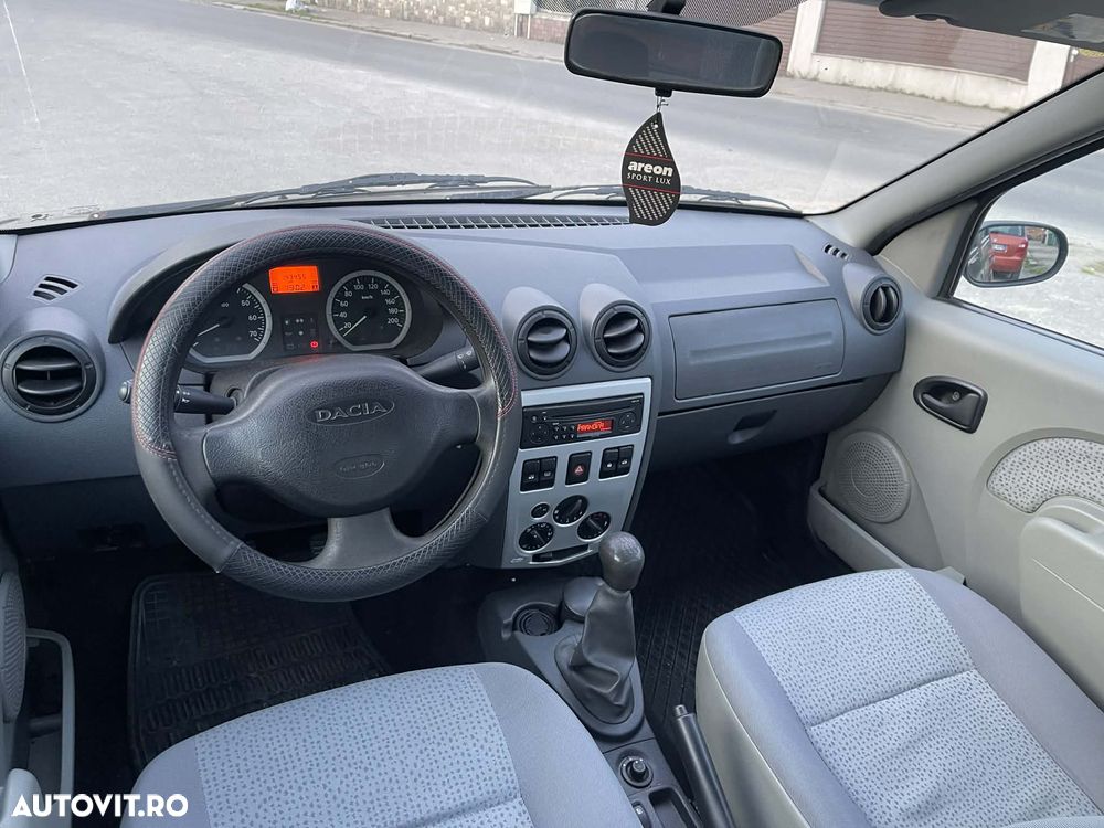 Dacia Logan 1.6 MPI Laureate - 13