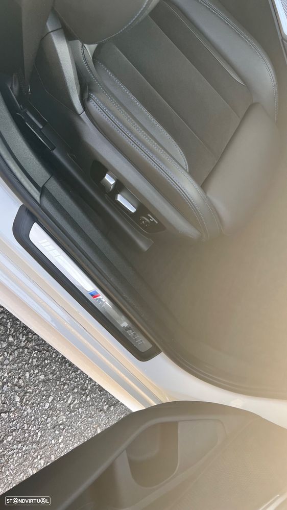 BMW 330 e Touring Pack Desportivo M Pro Auto - 15