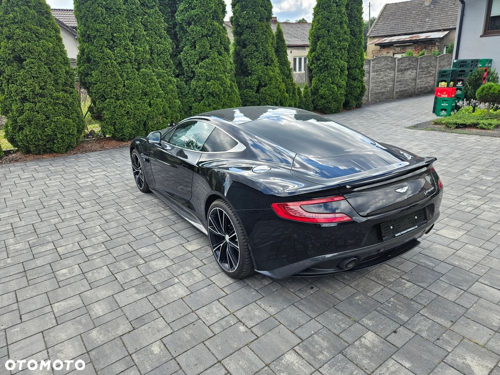 Aston Martin V12 Vanquish ver-45-amg-4matic-7g--dct - 4