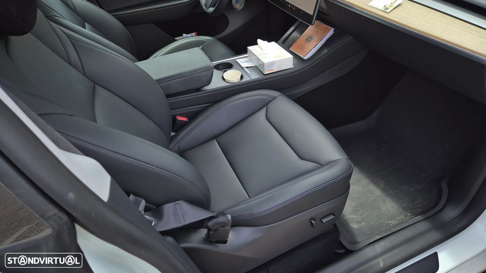 Tesla Model Y Long Range Tração Integral - 8