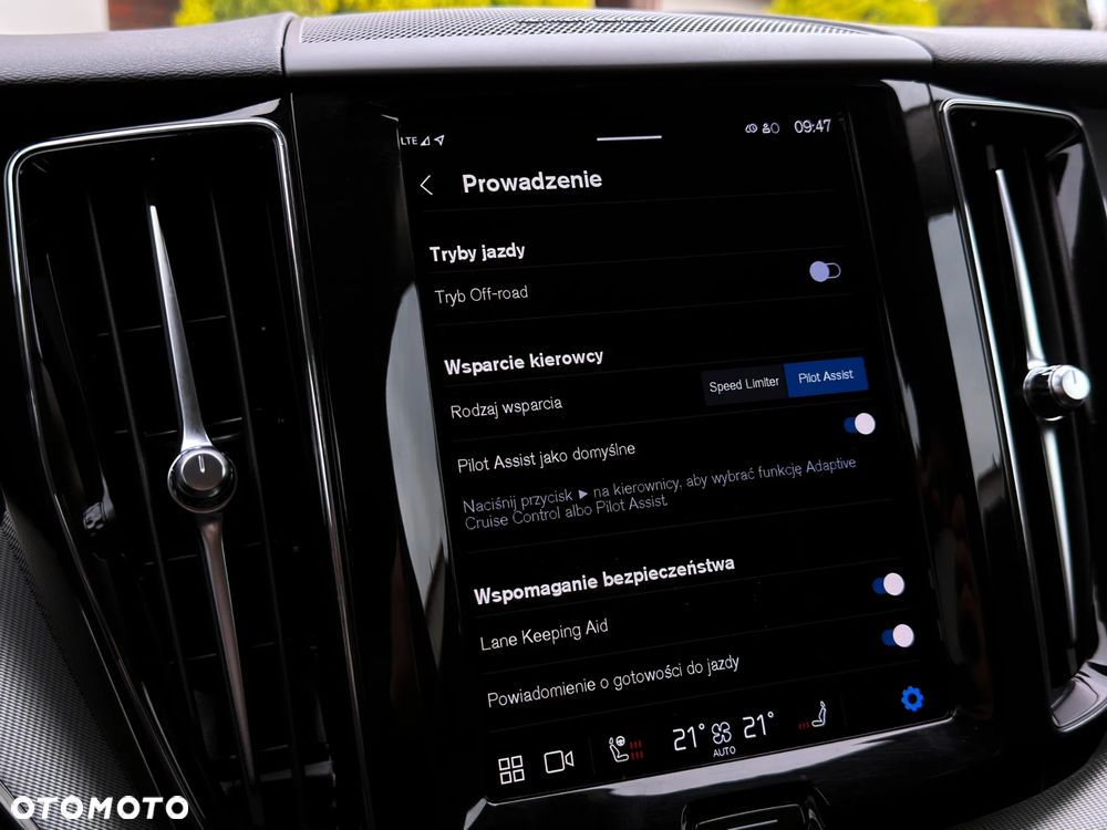 Volvo XC 60 B4 B Geartronic RDesign - 24