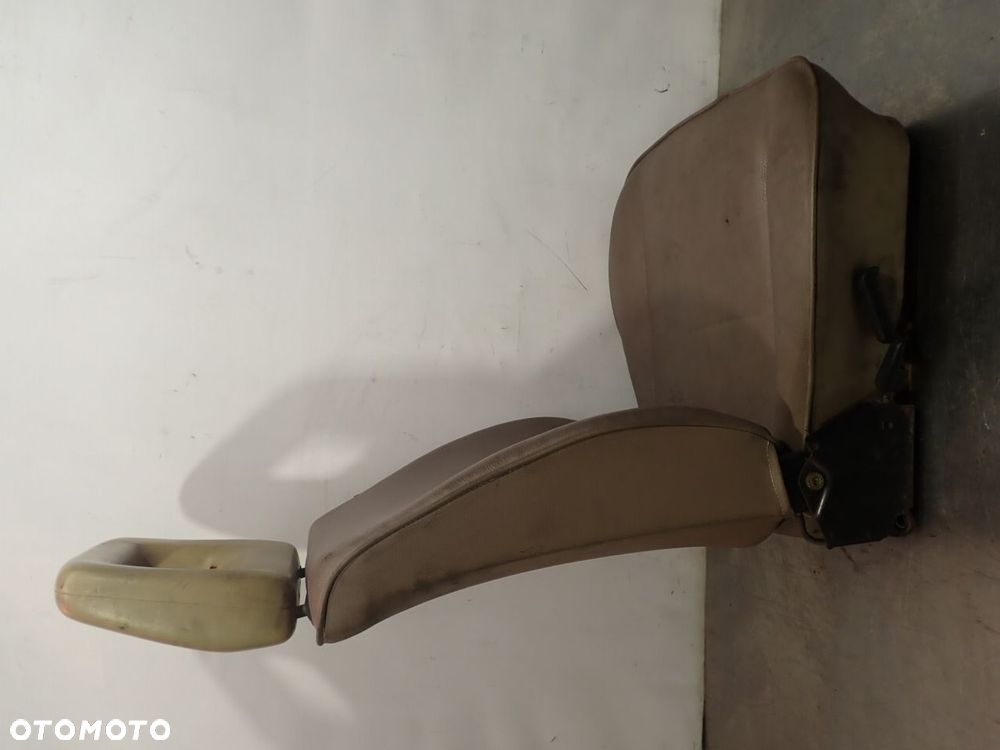 FOTEL PASAŻERA VOLKSWAGEN T3 - 3