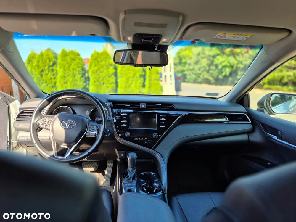 Toyota Camry 2.5 Hybrid Comfort CVT - 7