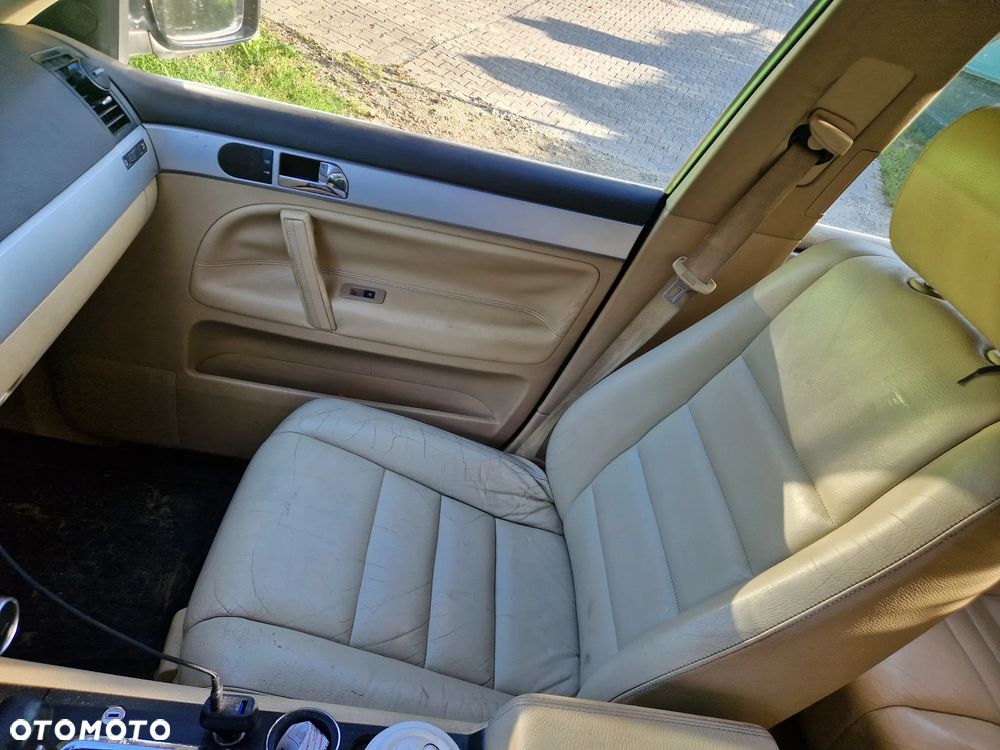 Volkswagen Touareg 2.5 R5 TDI DPF Tiptr - 6