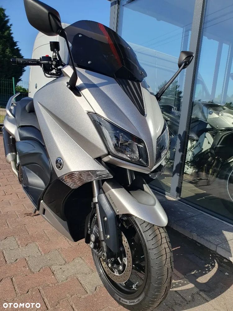 Yamaha Tmax - 23