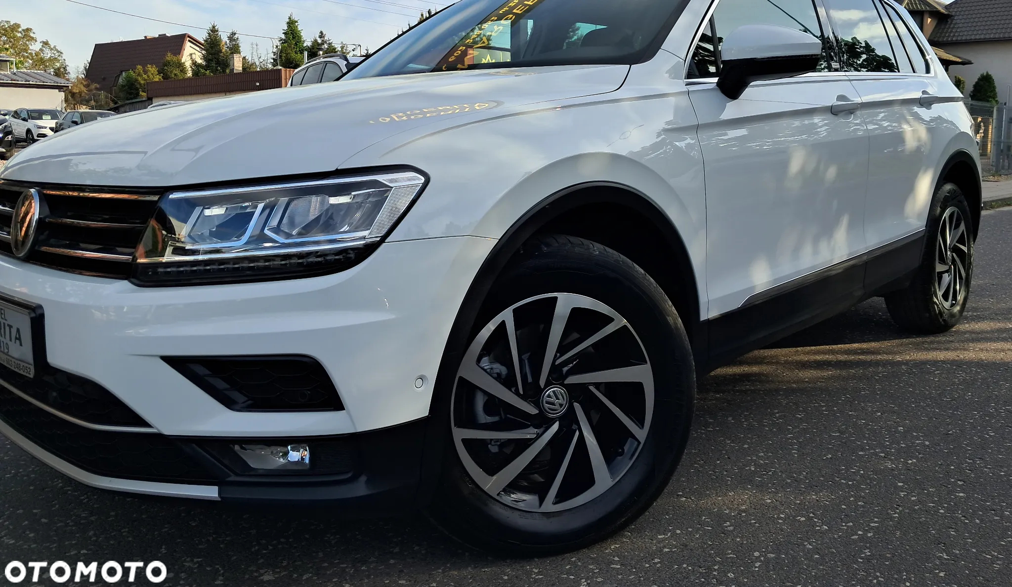 Volkswagen Tiguan - 32