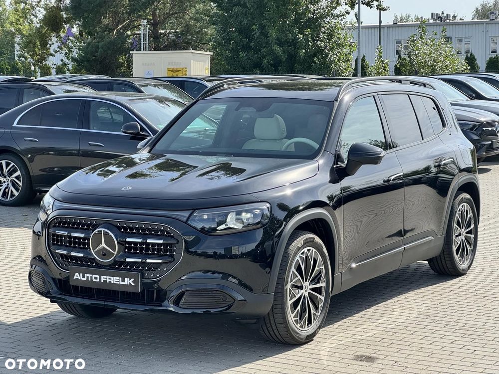 Mercedes-Benz GLB 200 mHEV 8G-eDCT - 4