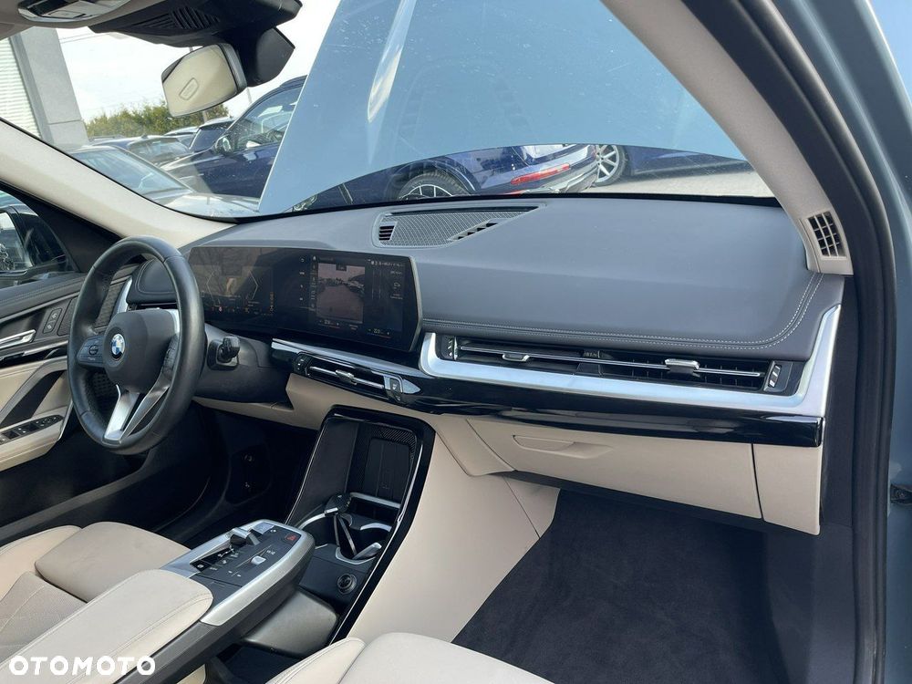 BMW X1 xDrive18d xLine - 9