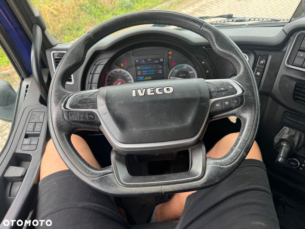 Iveco S-WAY 570 - 27