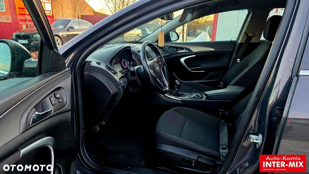 Opel Insignia - 17