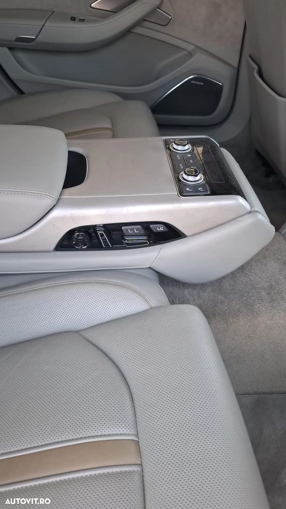 Audi A8 3.0 TDI DPF clean diesel quattro tiptronic Lang - 9