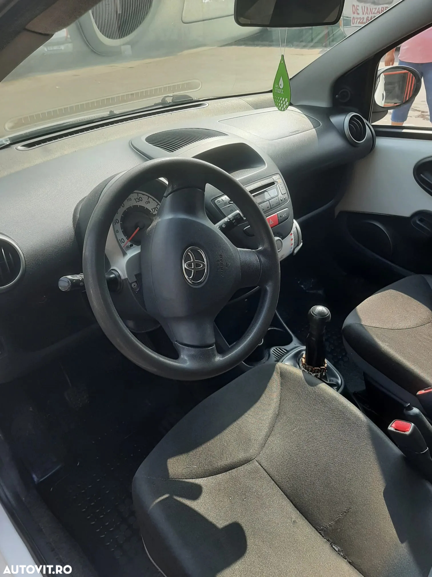 Toyota Aygo 1.0 Terra Plus - 5