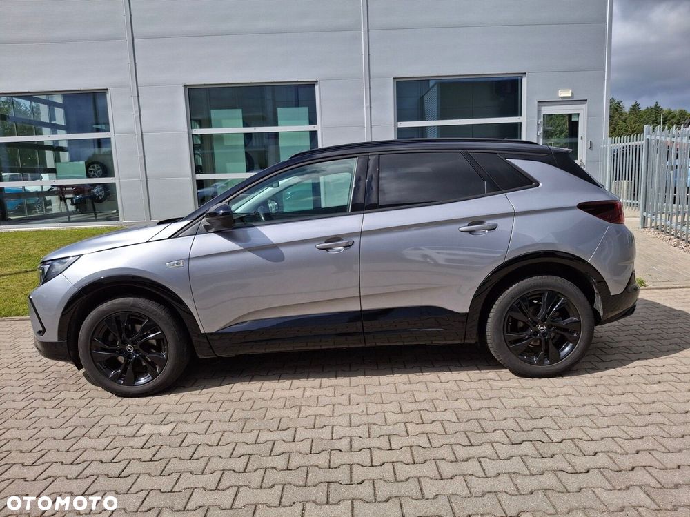 Opel Grandland 1.2 T GS Line S&S - 3