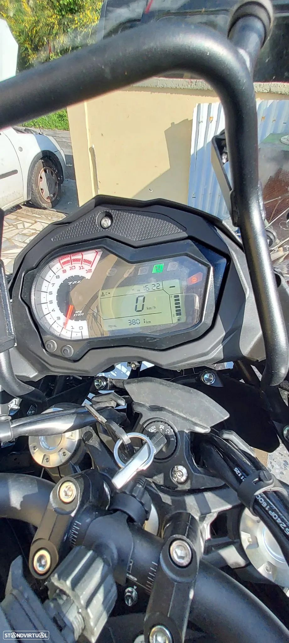 Benelli TRK 502 X - 1